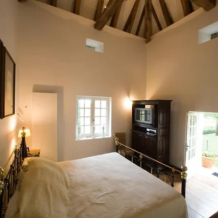 Holiday home Dovecote Of Chateau Hostens-picant *